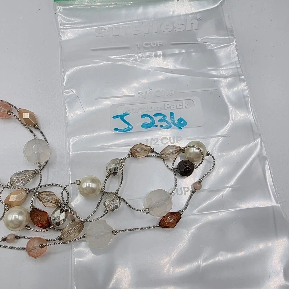 Lia Sophia Multi Strand Silver‎ Tone Multicolor Plastic Beads Adjustable 13